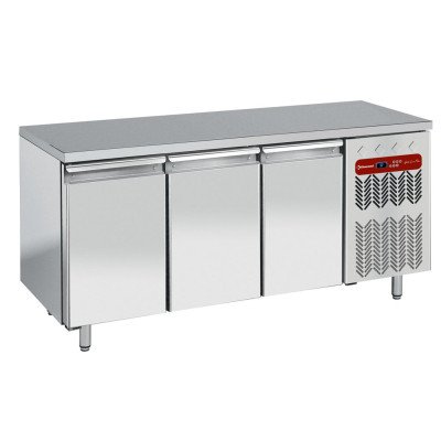 Refrigerated counter 3-door ventilated GN 1/1 Diamond TG3N/H-R2