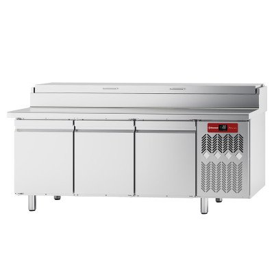 Refrigerated counter ventilated 3-door GN 1/1 Diamond TS31-US/H