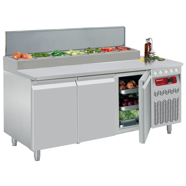 Table frigo avec saladette, 3 portes, 405 litres